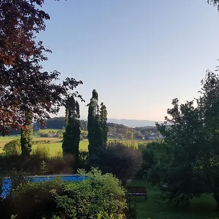 Humboldt-haus Guest house 2*